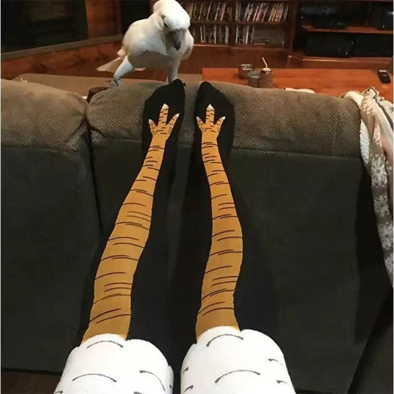 女性用チキンパウソックス アニメチキンクロウロングソックス  - Funny Chicken Leg Socks のレビューと価格