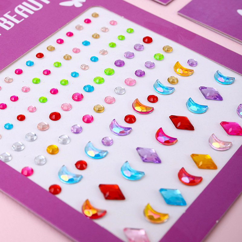 ホットセール中！フェイスジェムステッカー、粘着式防水ティアド - Party Supplies のレビューと価格