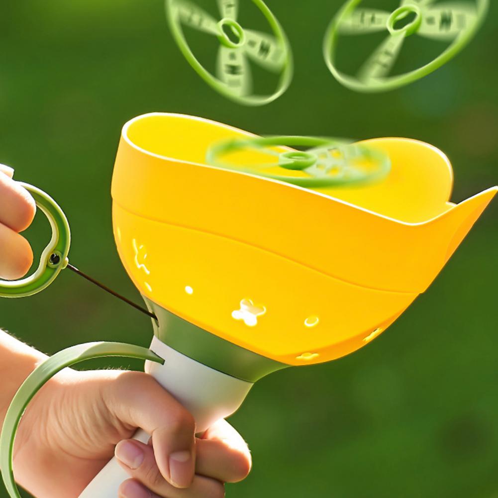 フライングソーサーディスクランチャー 子供用フライングトイ  - Novelty Gifts のレビューと価格